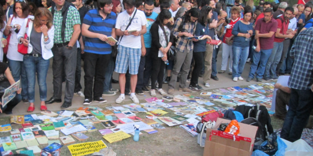 İki teker üzerinde dengede kalmak