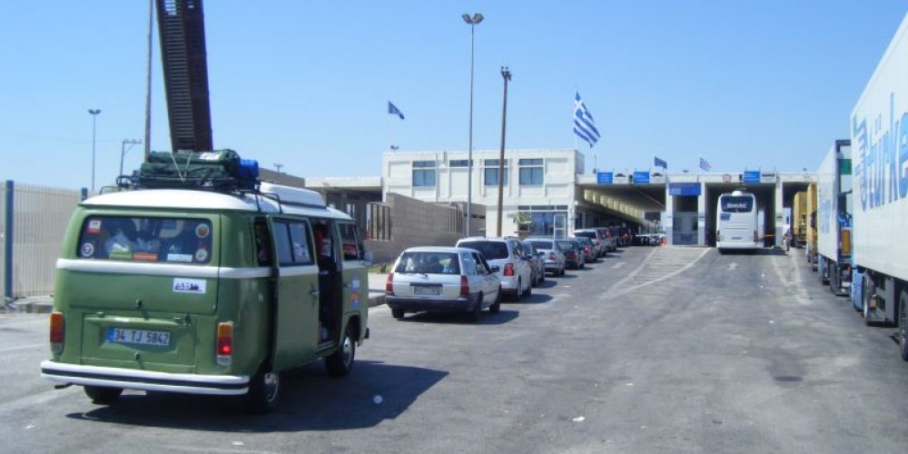 Yunanistan’a aracıyla çıkacaklar, bu yazı sizin için!